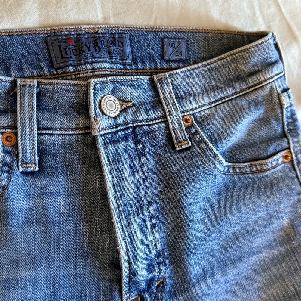 Lucky Brand Medium Blue High-Rise Jeans